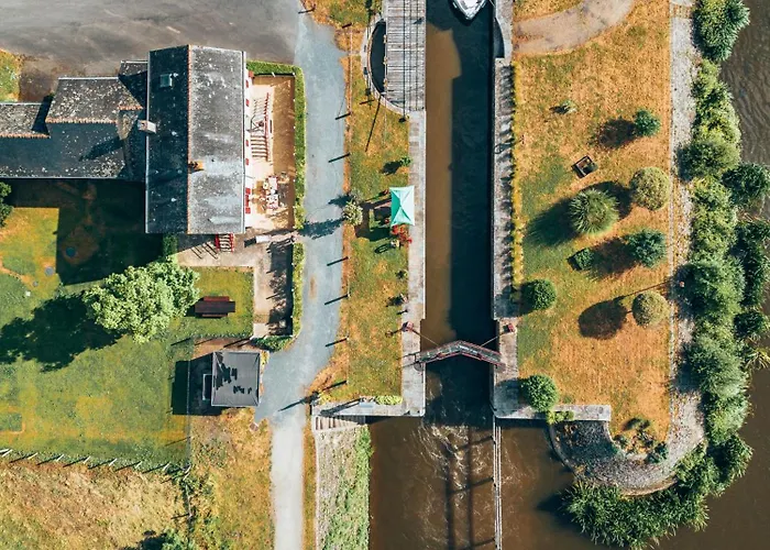 Bateau Sans Permis 2 6 Couchages